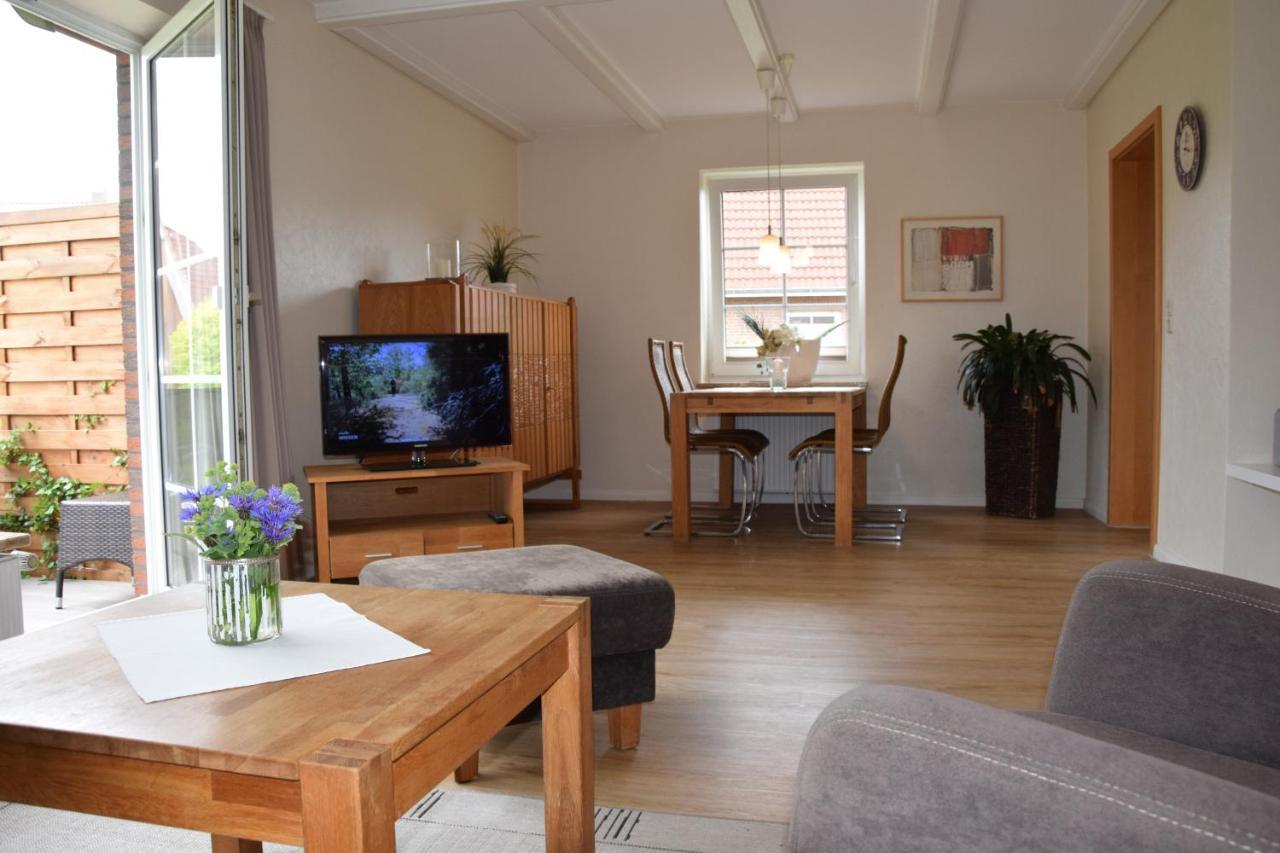 Haus Amrum 21**** Busum Exterior photo